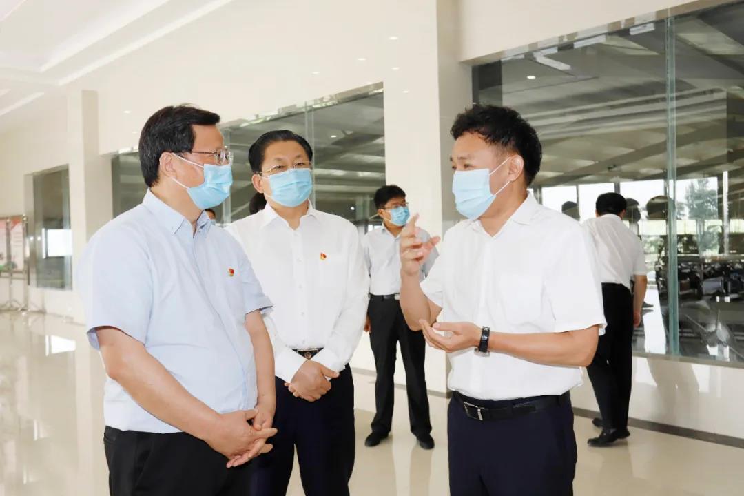 快訊 | 河南省委常委、省紀委書記、省監委主任任正曉蒞臨花花牛乳業集團新蔡瑞亞牧場調研