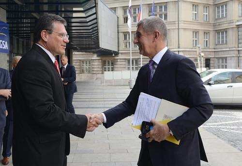 歐盟，捷克共和國討論低碳能源轉型