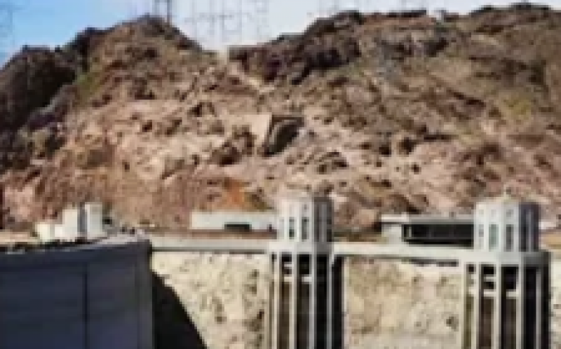 將胡佛大壩變成一個(gè)巨大的電池可以解決加州的能源儲(chǔ)存問(wèn)題