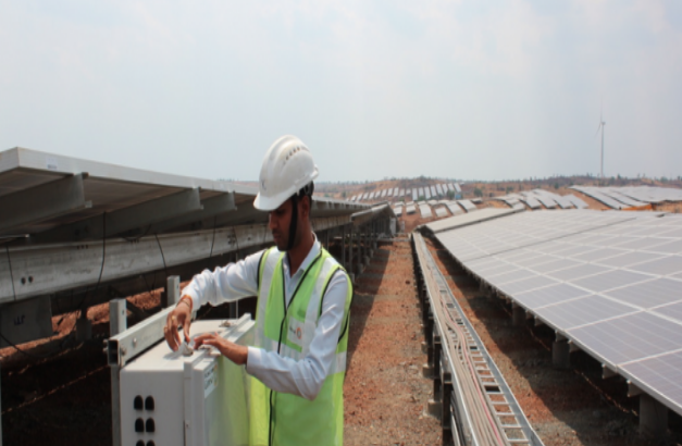 印度首個風能和太陽能混合項目改造部署電池儲能系統