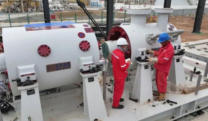 中國石油首臺完全國產化的40兆帕高壓大排量離心式注氣壓縮機研發成功