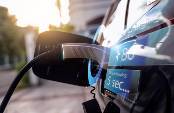 俄羅斯出臺(tái)新規(guī) 2026年起新建加油站須配快速充電樁