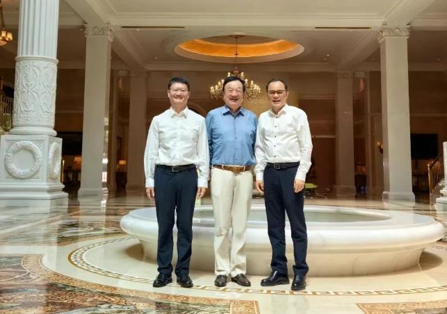 中國(guó)長(zhǎng)安汽車(chē)集團(tuán)董事長(zhǎng)，拜訪任正非