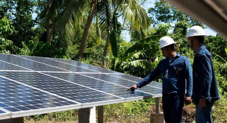 菲律賓批準(zhǔn)大型太陽(yáng)能項(xiàng)目配套輸電網(wǎng)絡(luò)建設(shè)